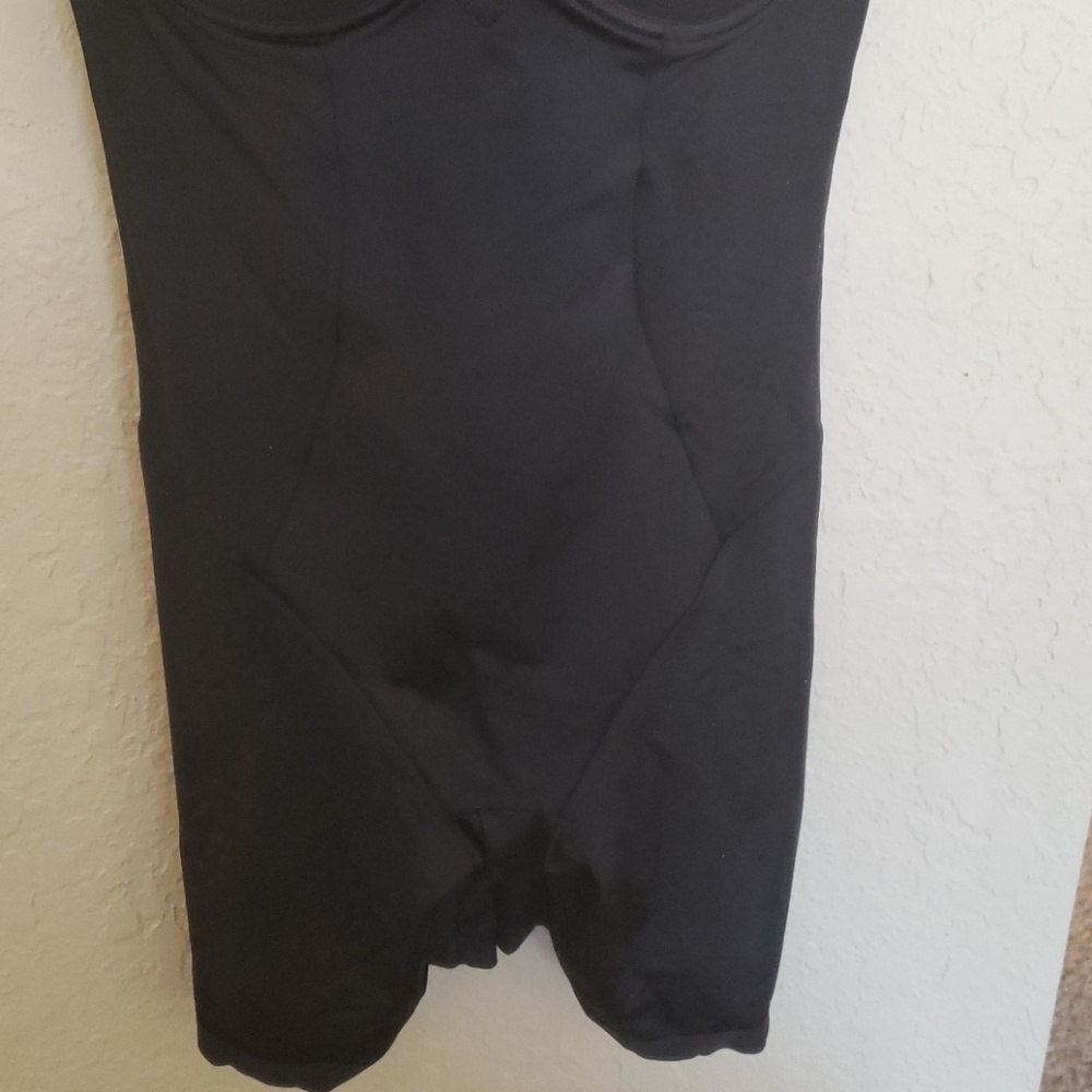 Maidenform shapewear - Picture 2 of 4